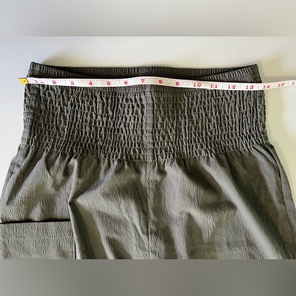 SHEIN Cargo Joggers Women’s M Smocked Elastic Waist Band Olive Khaki Green - Picture 2 of 8